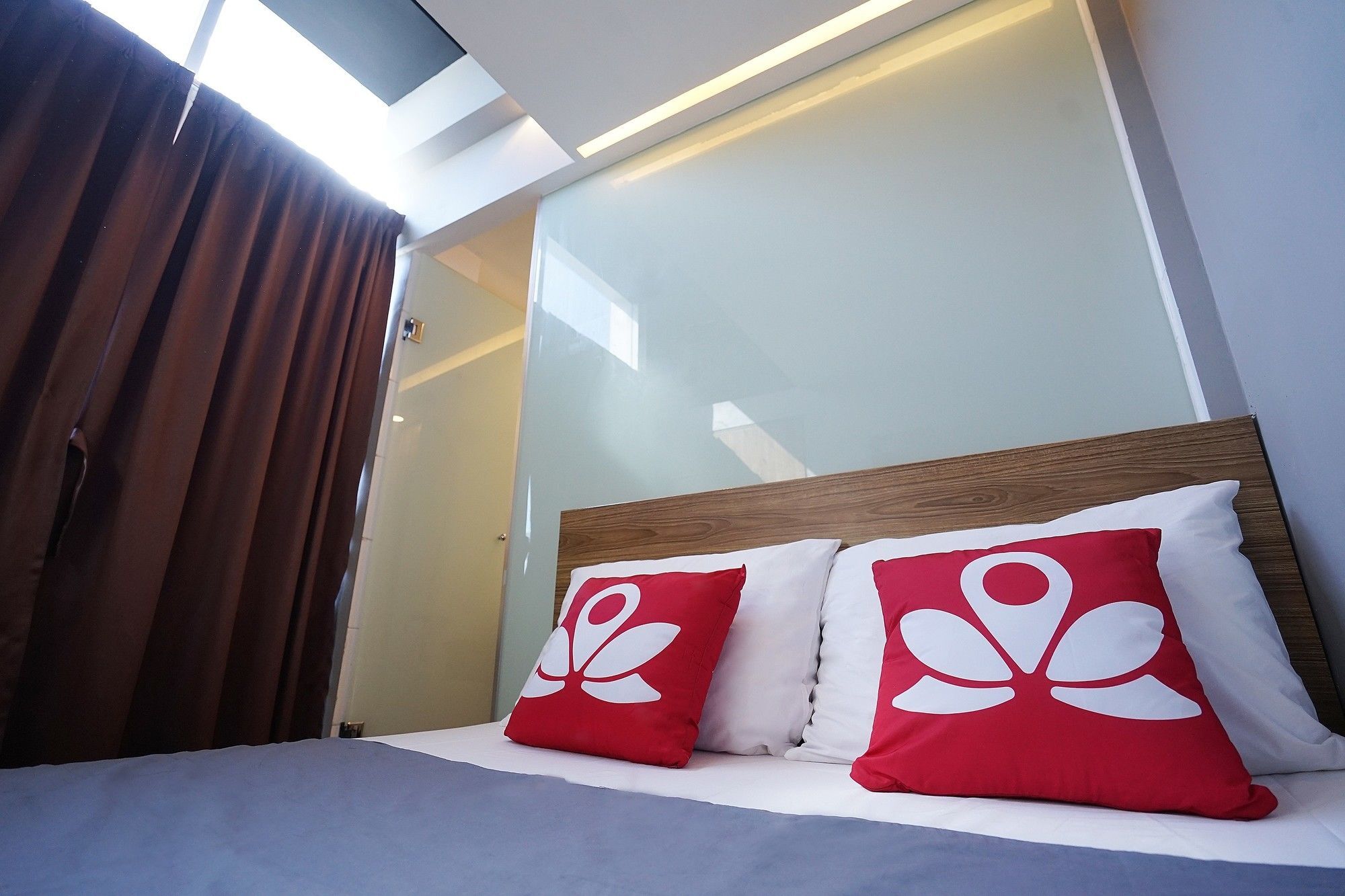 Zen Rooms Basic Kualanamu メダン エクステリア 写真